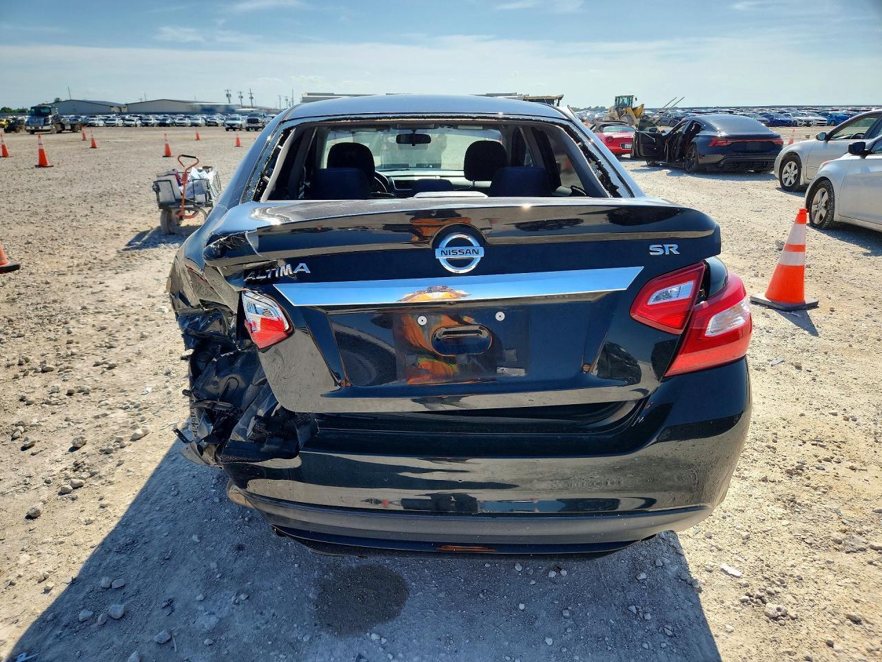 2016 Nissan Altima 2.5 Sr - Фото 6