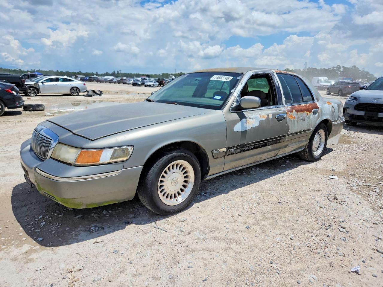 2000 Mercury Grand Marquis Gs