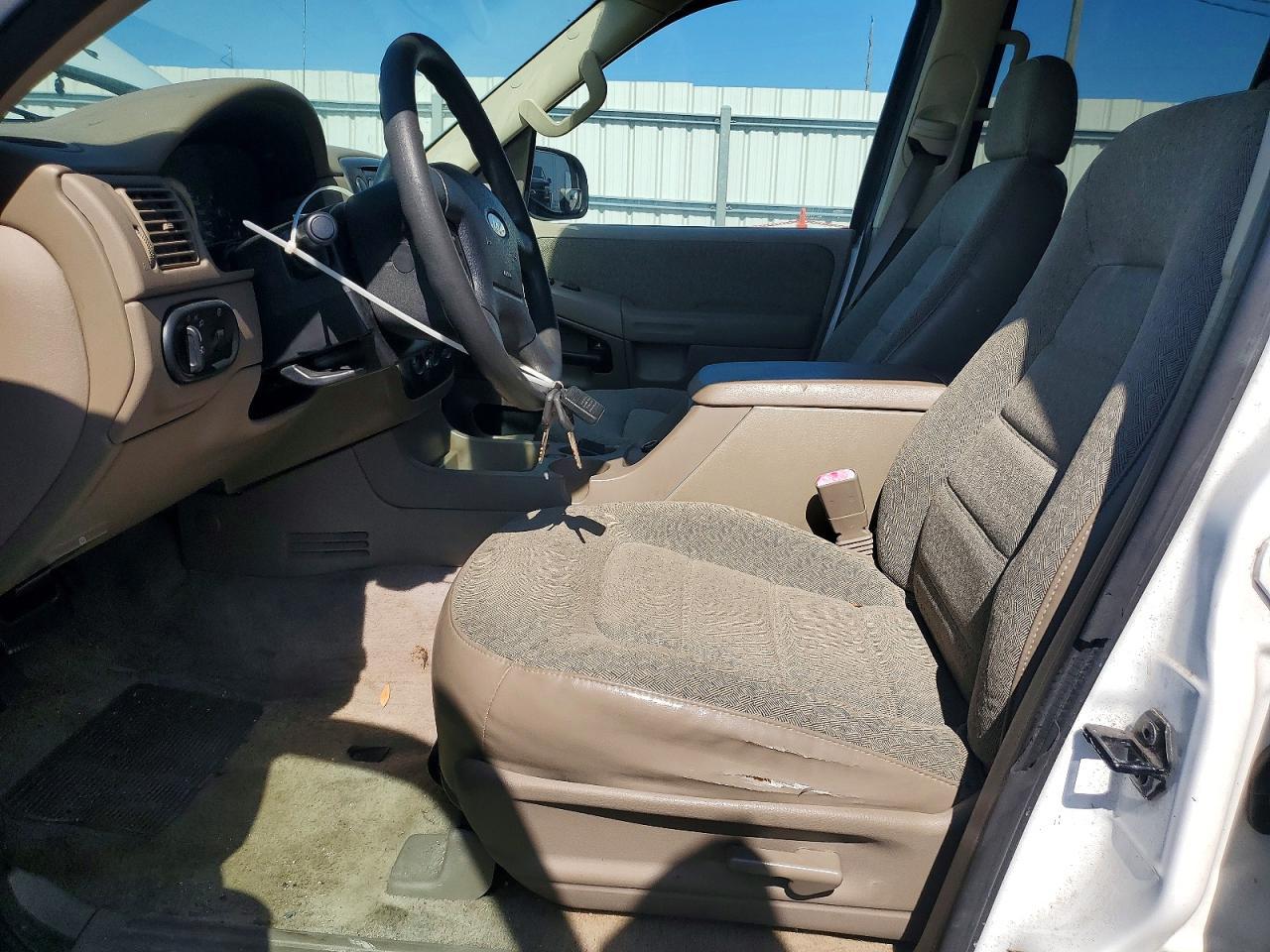 2005 Ford Explorer Xls - Image 7
