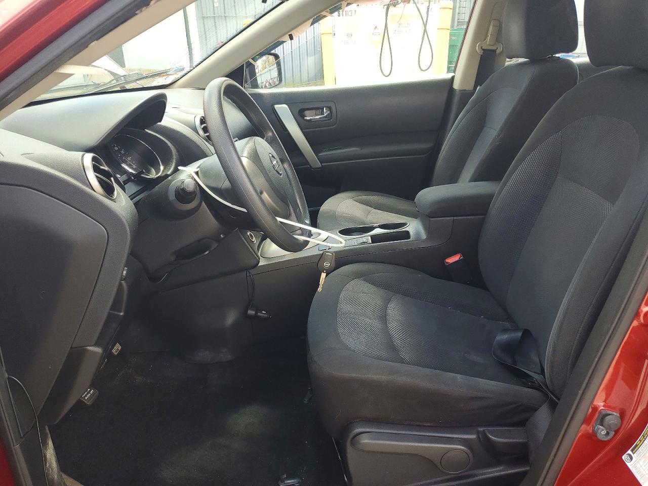 2014 Nissan Rogue Select S - Image 7