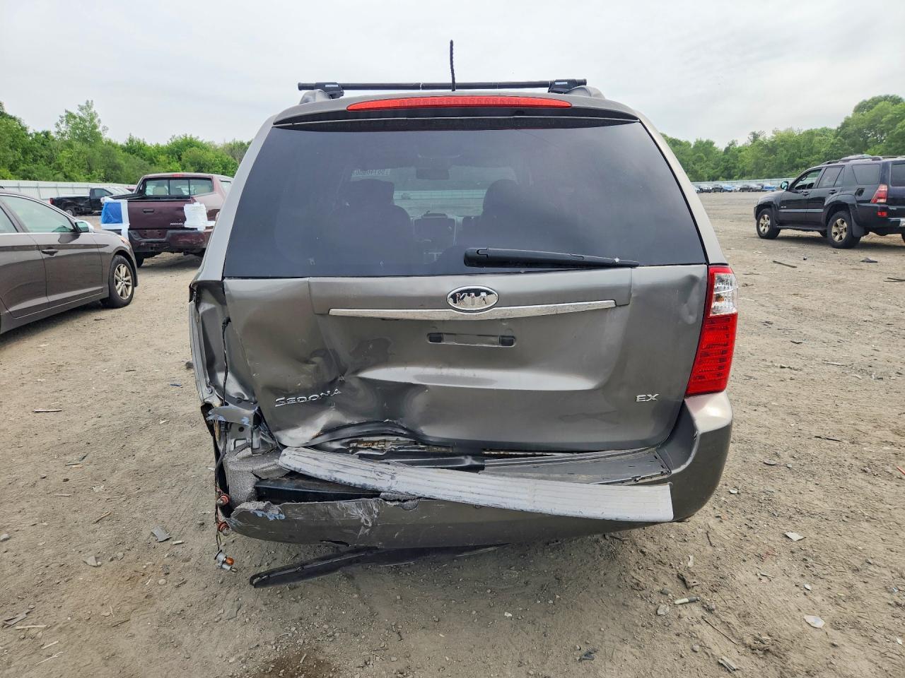 2010 Kia Sedona Ex - Фото 6