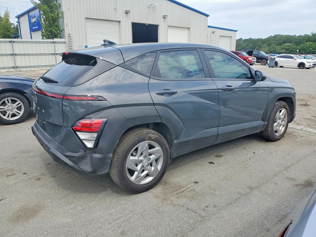 2025 Hyundai Kona Se - Image 3