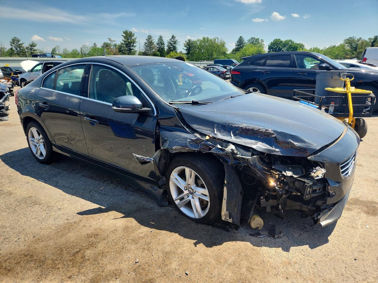 2014 Volvo S60 T5 - Image 4