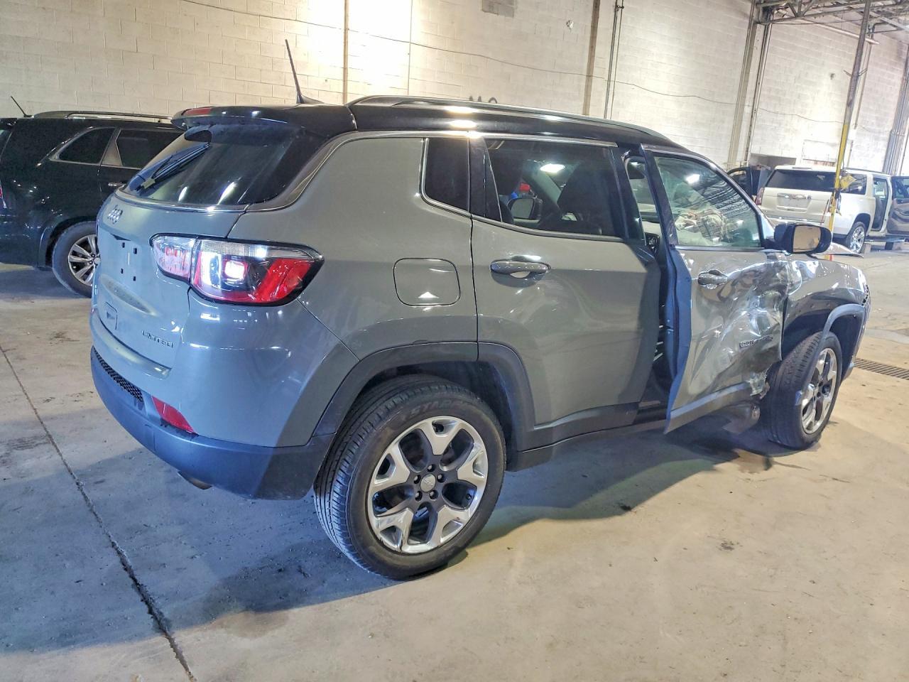 2019 Jeep Compass Limited - Image 3