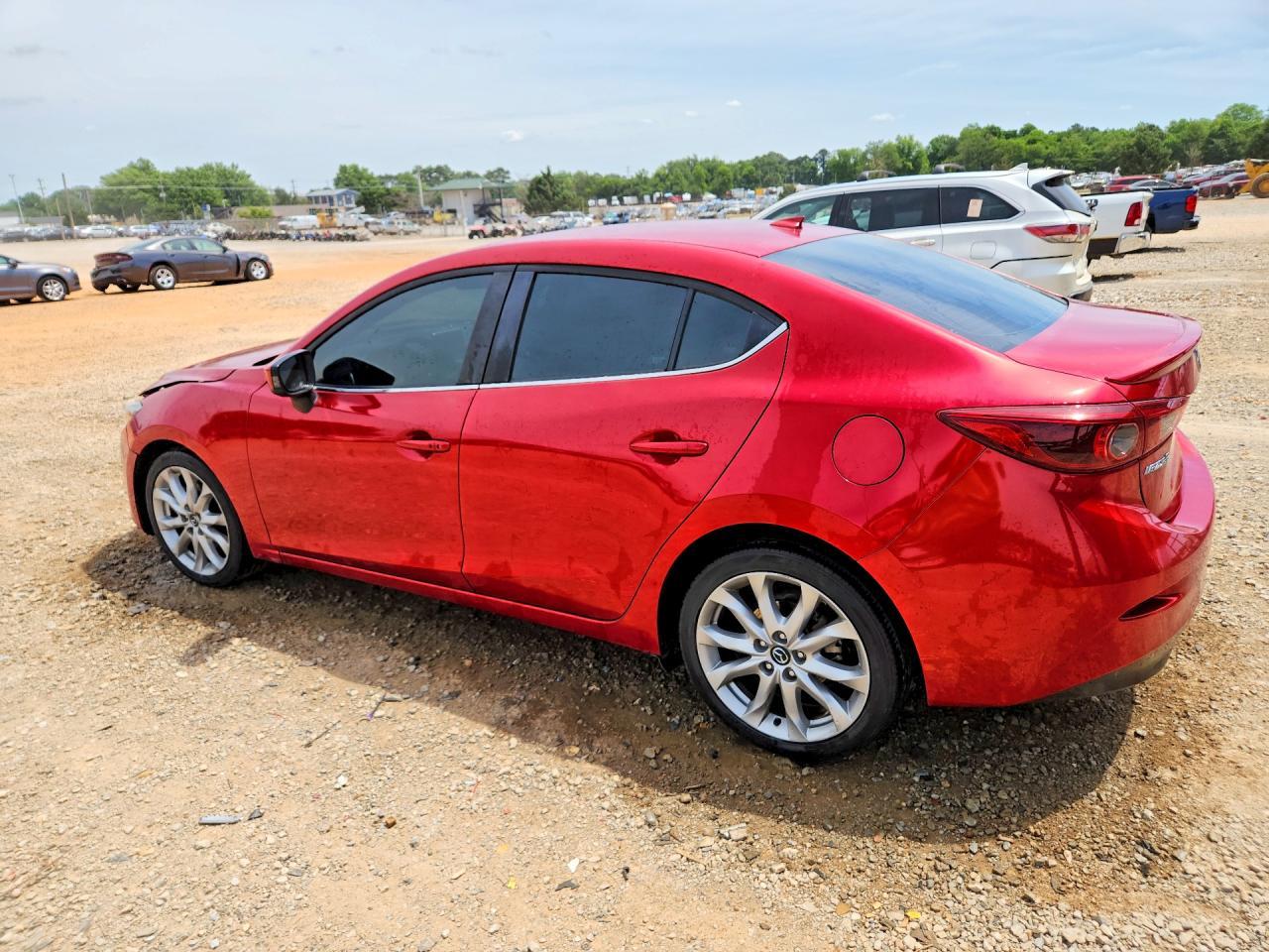 2014 Mazda 3 Touring - Image 2