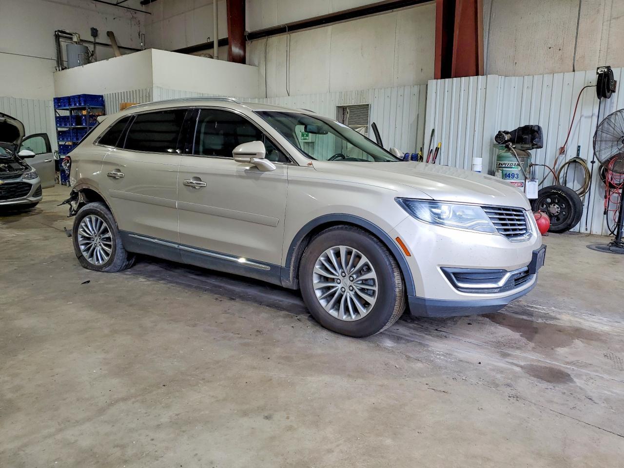 2017 Lincoln Mkx Select - Image 4
