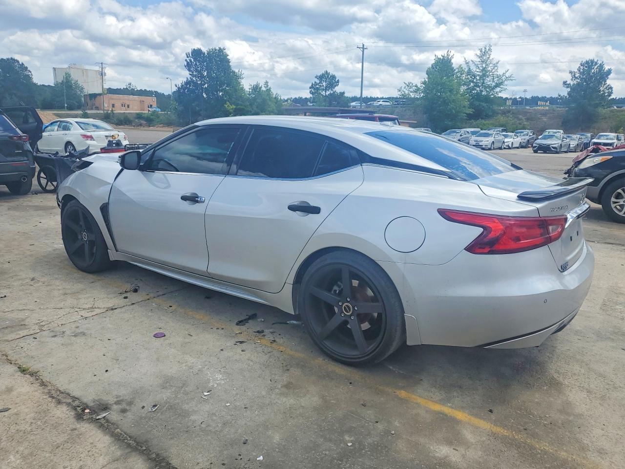 2016 Nissan Maxima 3.5 Sr - Image 2
