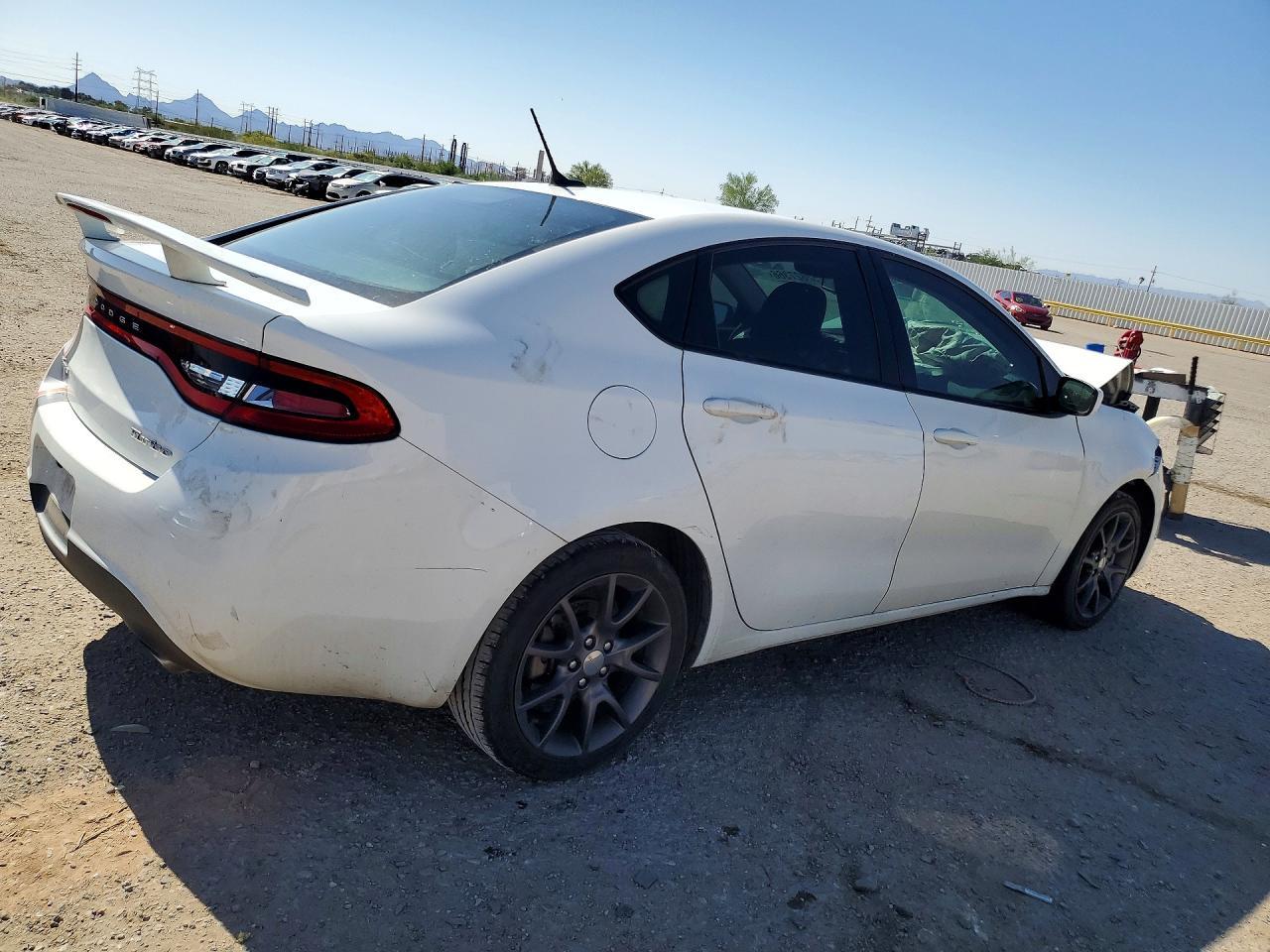 2016 Dodge Dart Sxt Sport - Image 3