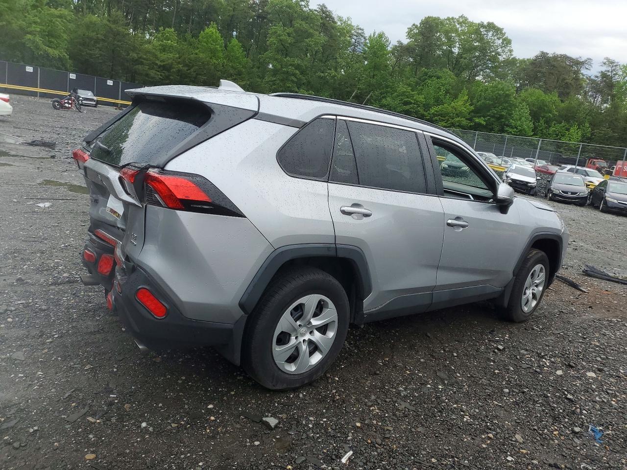 2021 Toyota Rav4 Le - Фото 3
