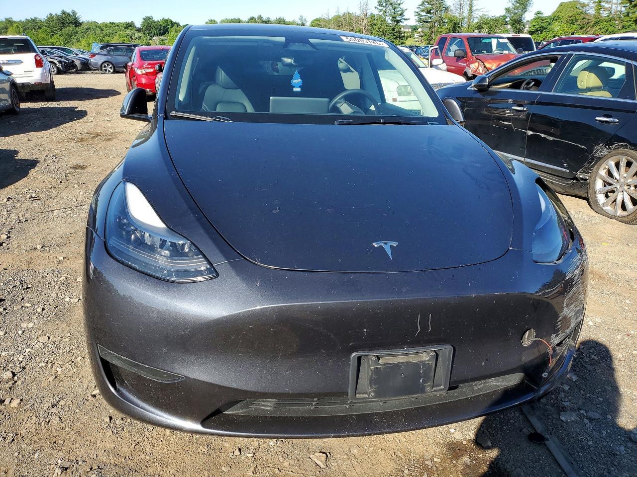 2024 Tesla Model Y - Фото 5