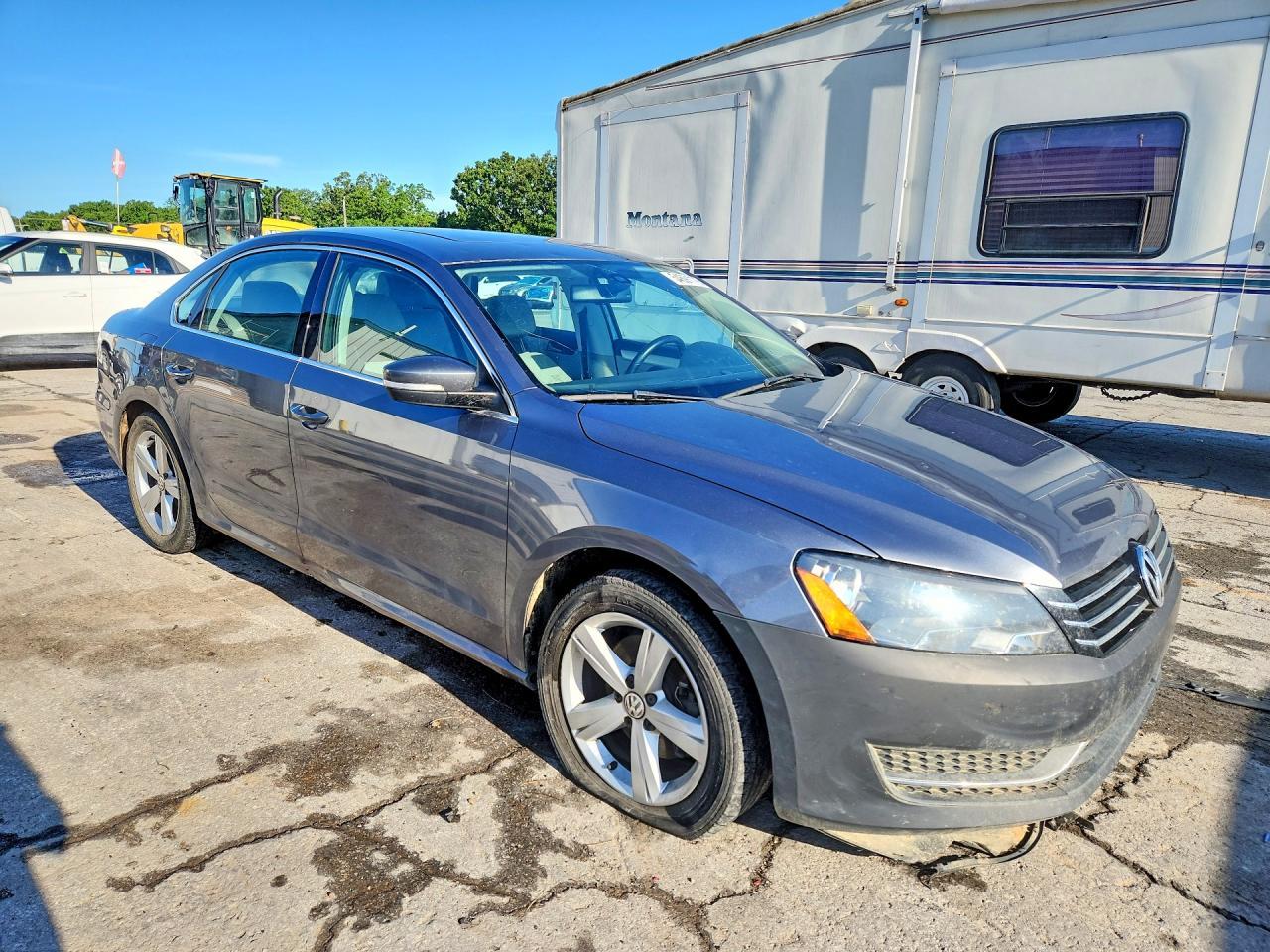 2013 Volkswagen Passat Se - Image 4