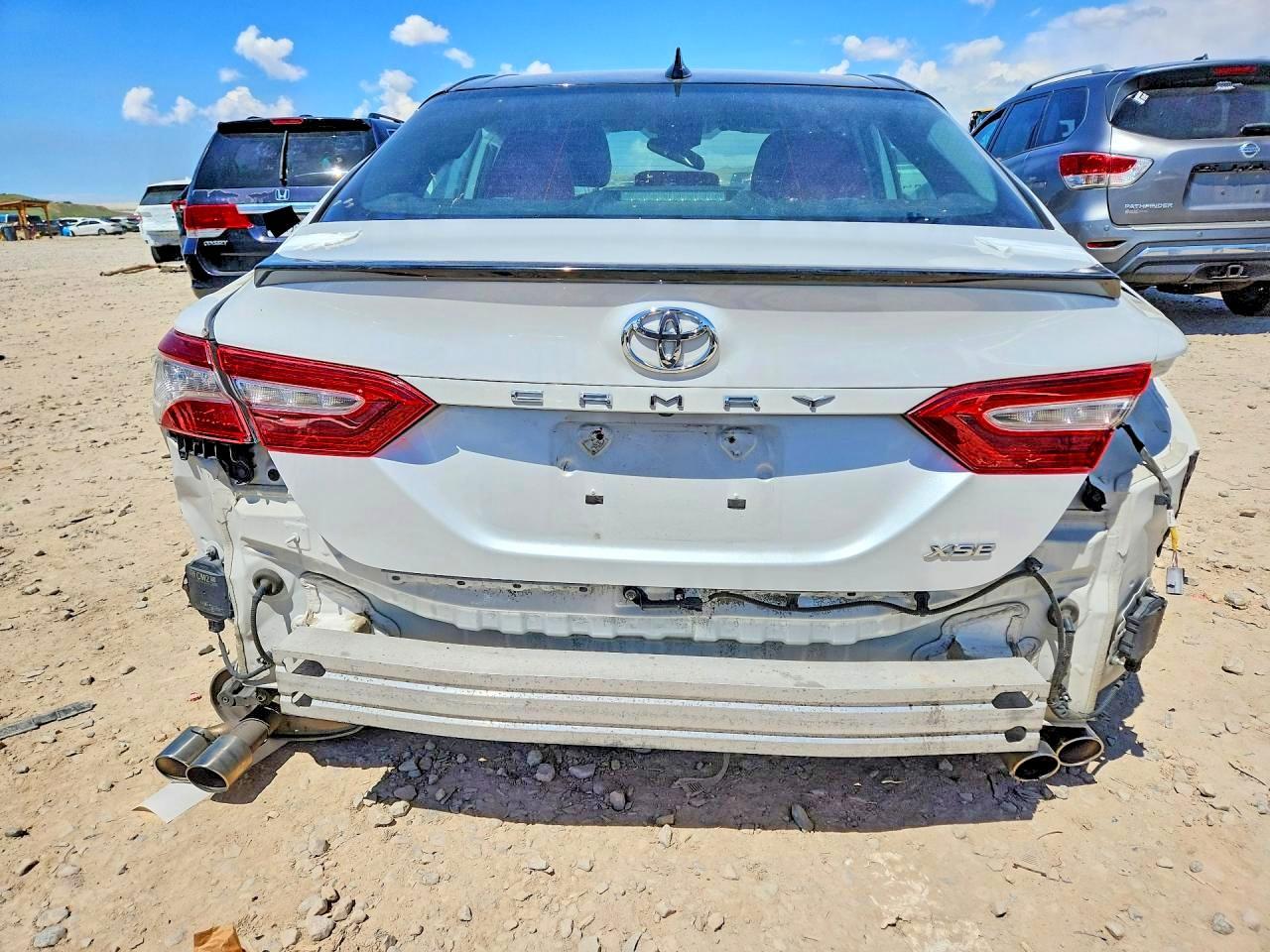 2020 Toyota Camry Xse - Image 6