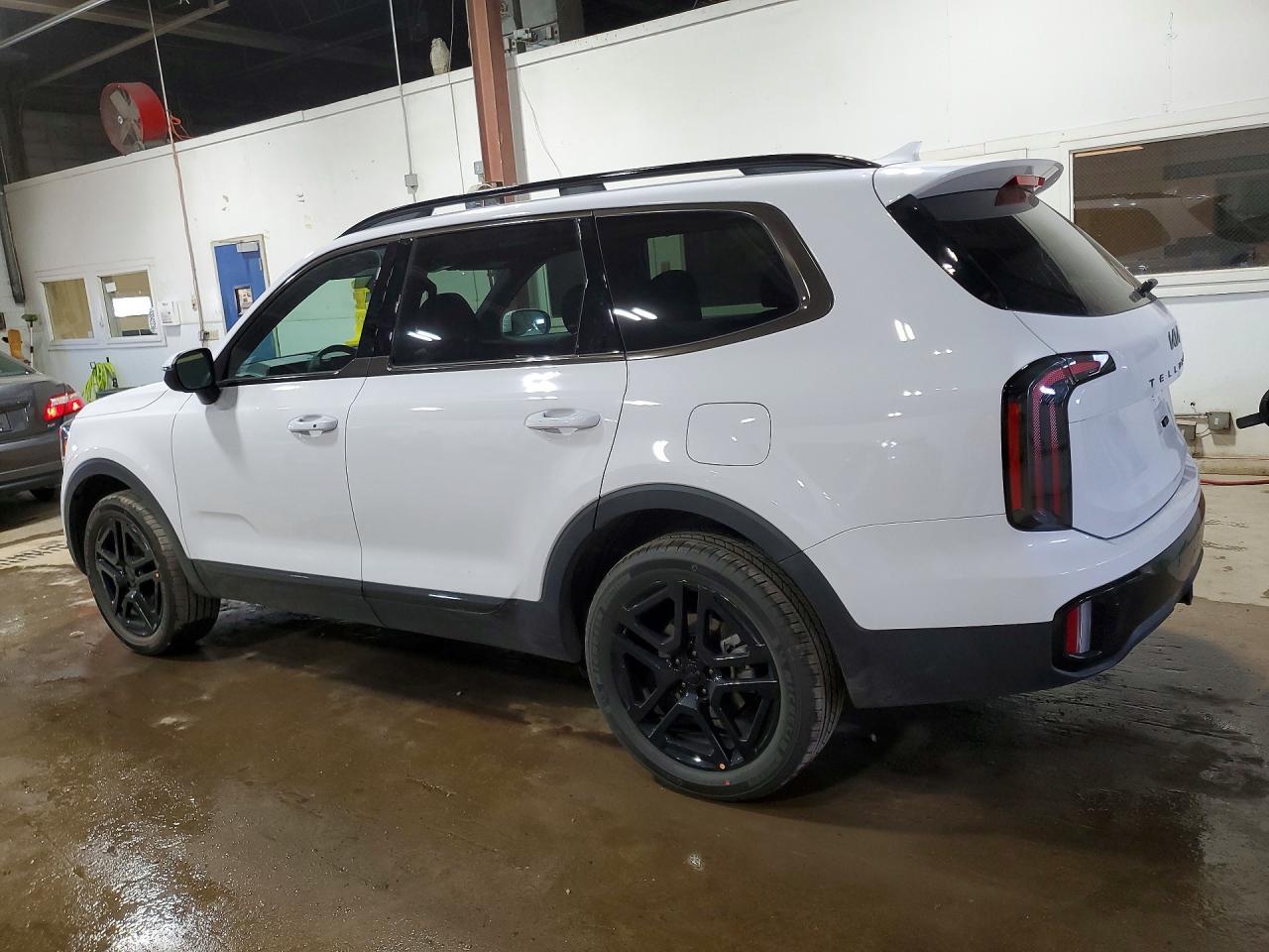 2025 Kia Telluride Ex X-Line - Image 2