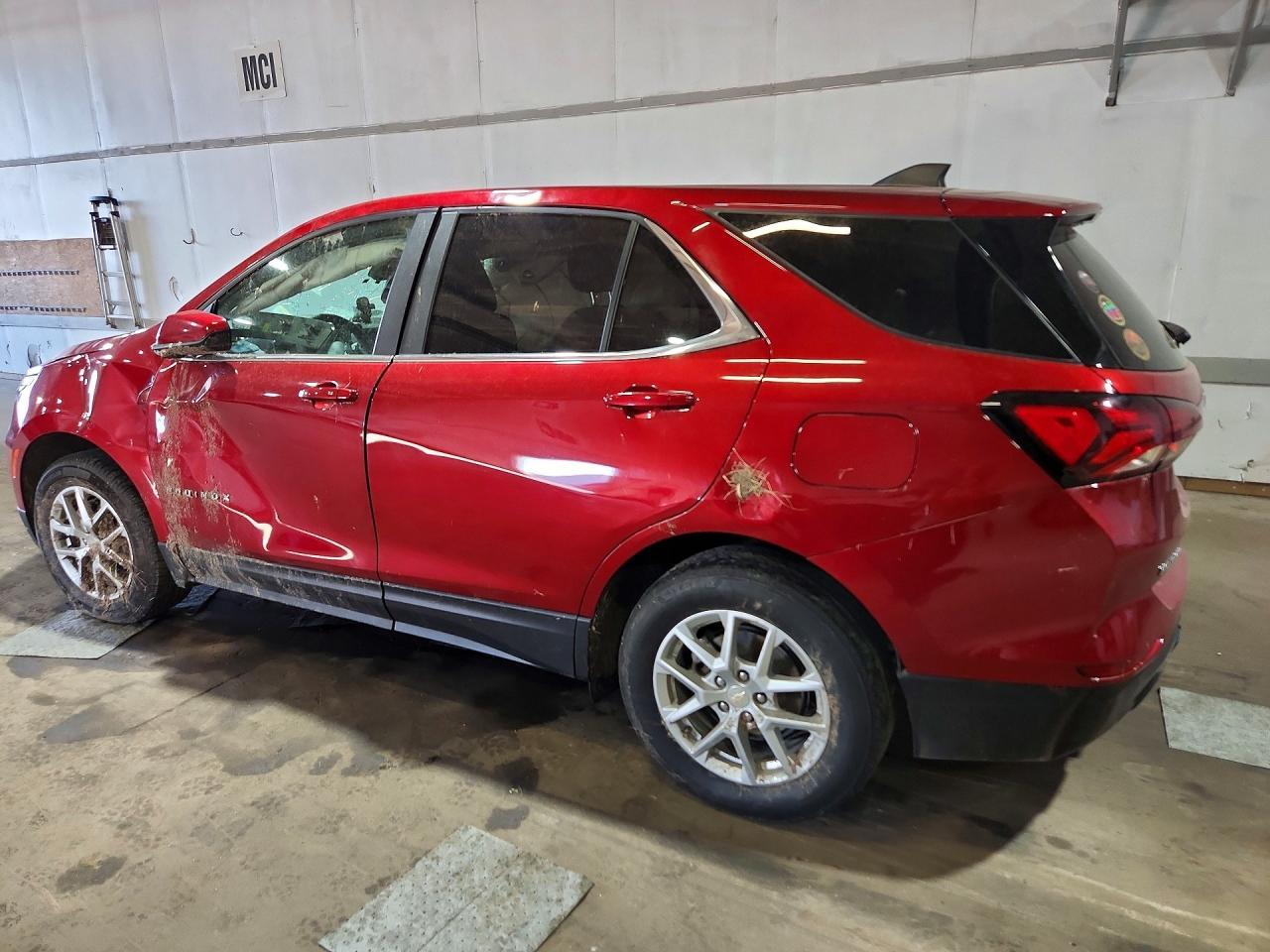2023 Chevrolet Equinox Lt - Image 2
