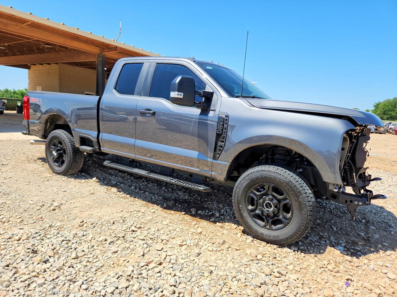 2026 Ford F250 Super Duty - Image 4