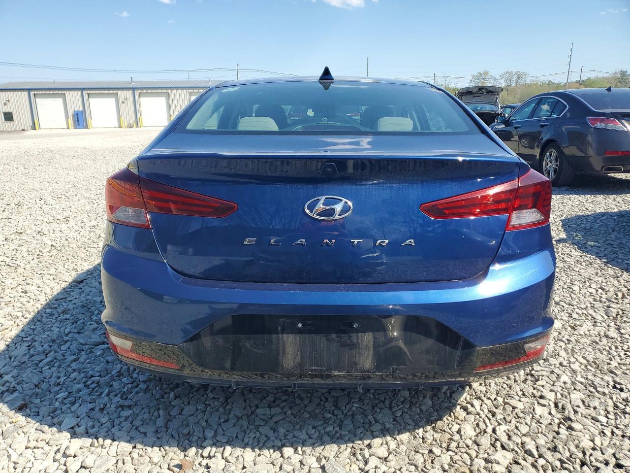 2020 Hyundai Elantra Sel - Фото 6