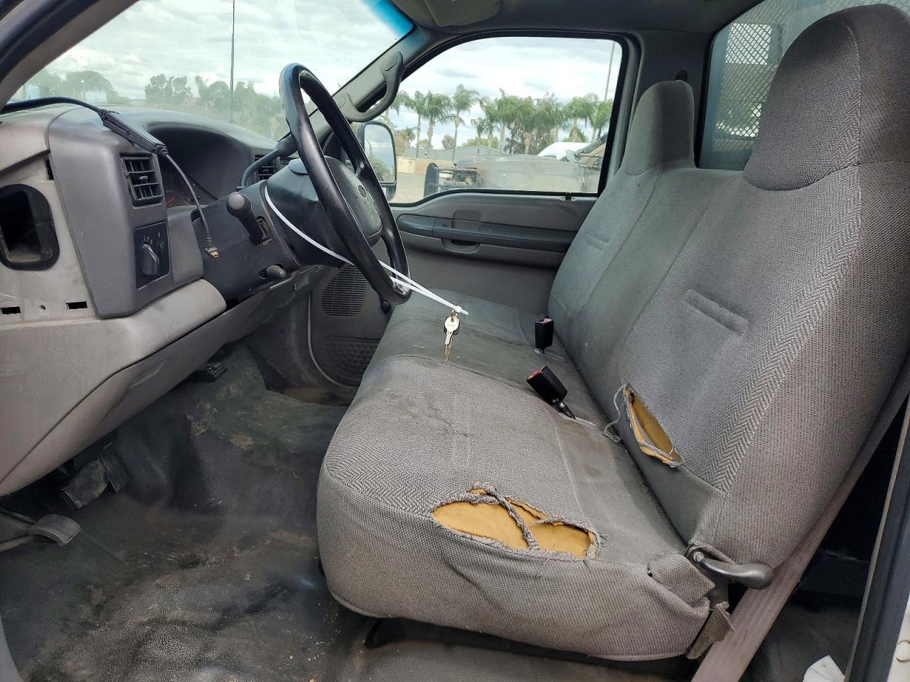 2001 Ford F350 Super Duty - Фото 7