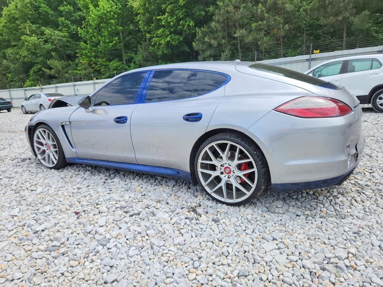 2010 Porsche Panamera S - Image 2