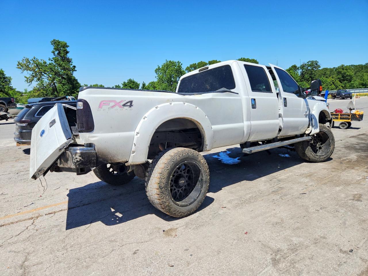 2015 Ford F250 Super Duty - Фото 3