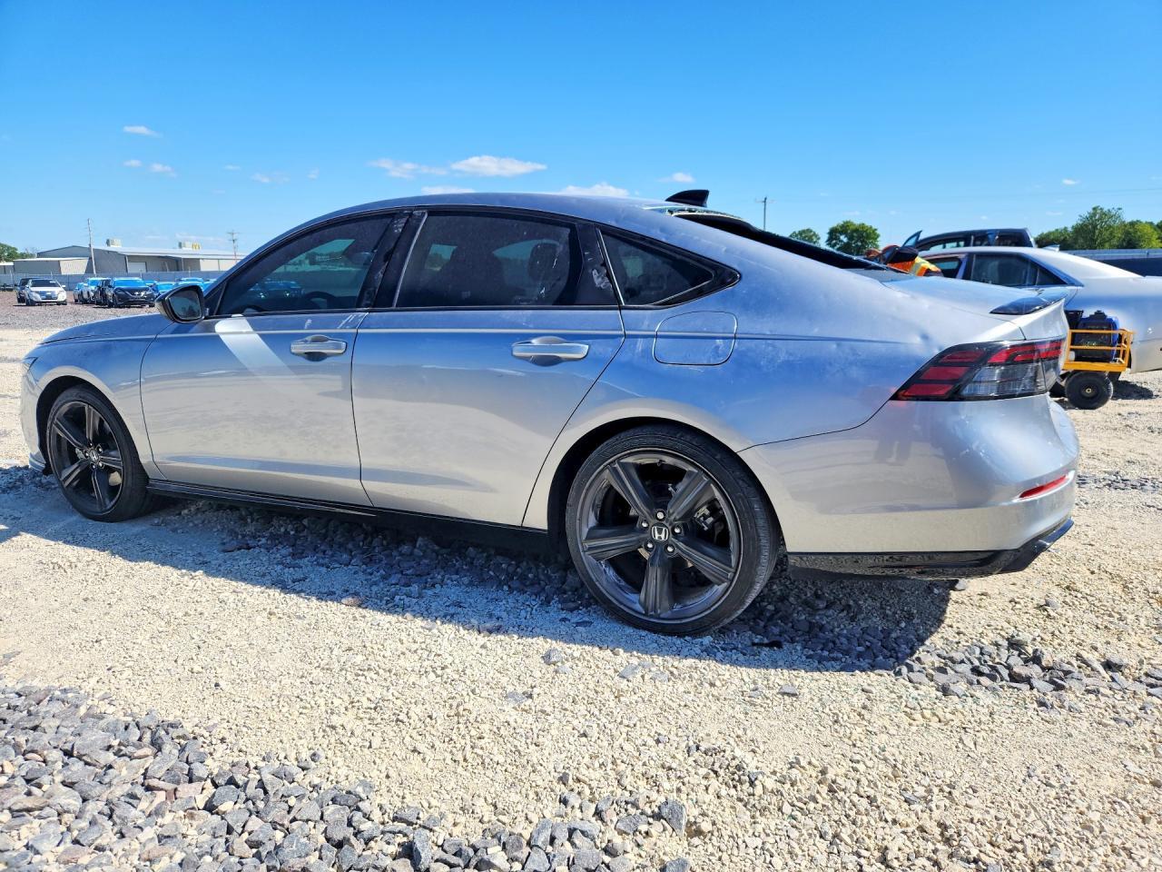 2023 Honda Accord Hybrid Sport-L - Image 2