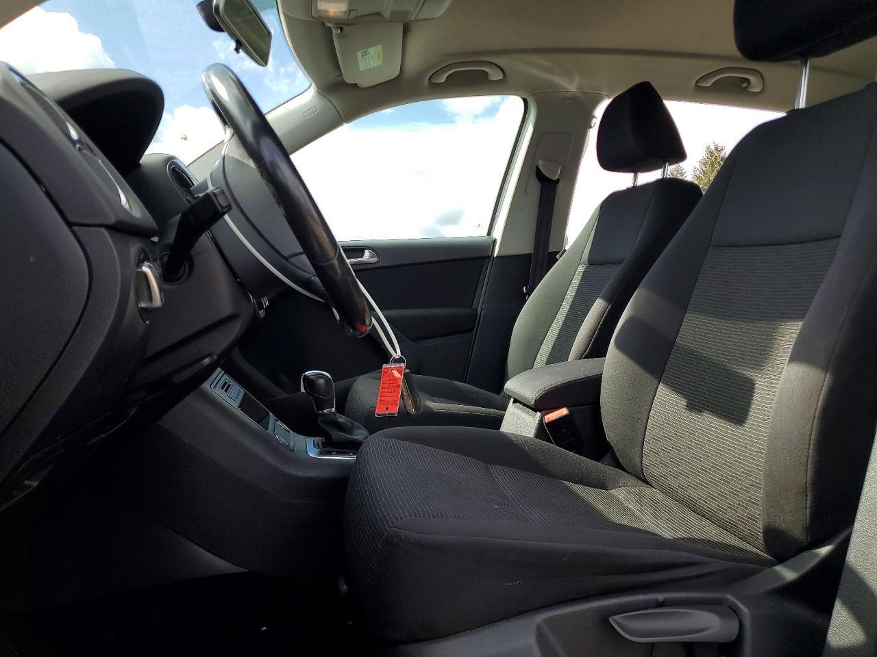 2018 Volkswagen Tiguan Limited - Фото 7