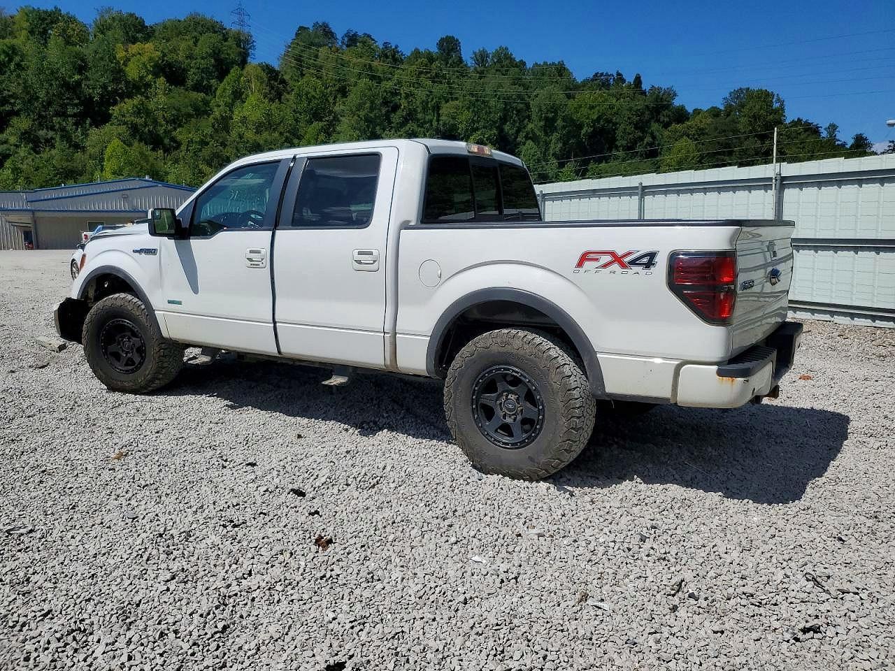 2013 Ford F150 - Image 2