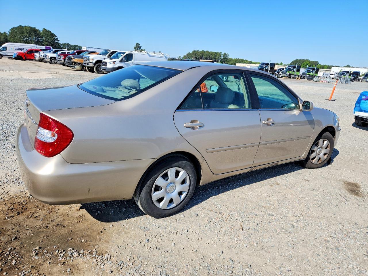 2002 Toyota Camry Le - Image 3