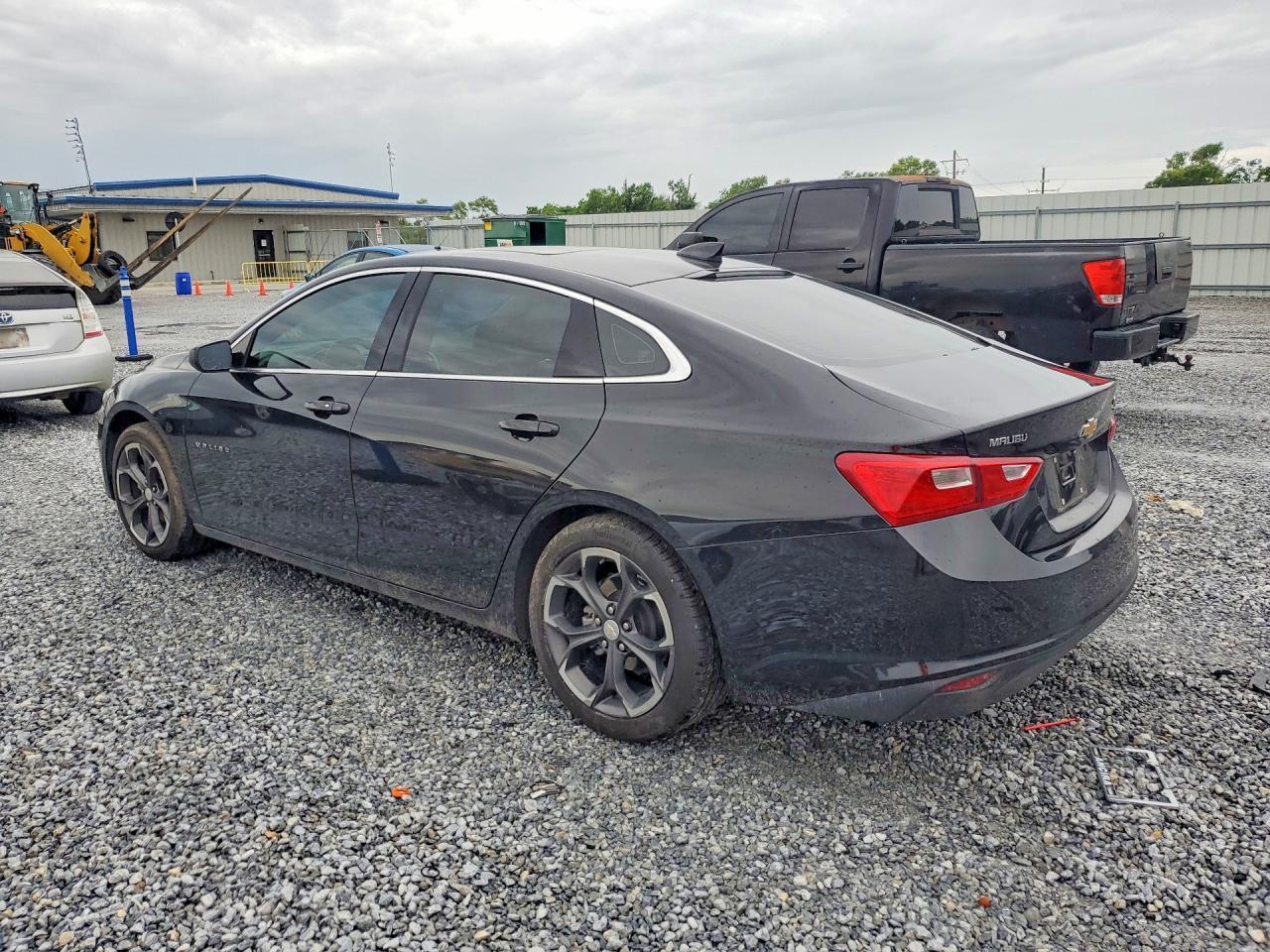 2023 Chevrolet Malibu Lt - Фото 2
