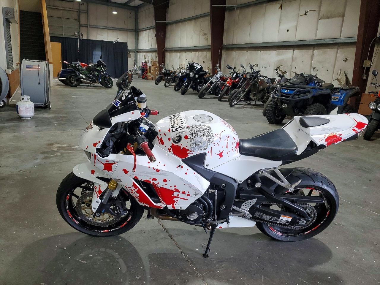 2024 Honda Cbr600 Rr - Image 3