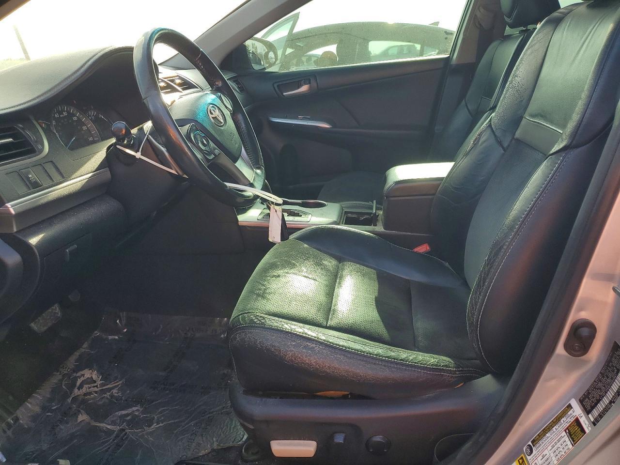 2012 Toyota Camry - Фото 7
