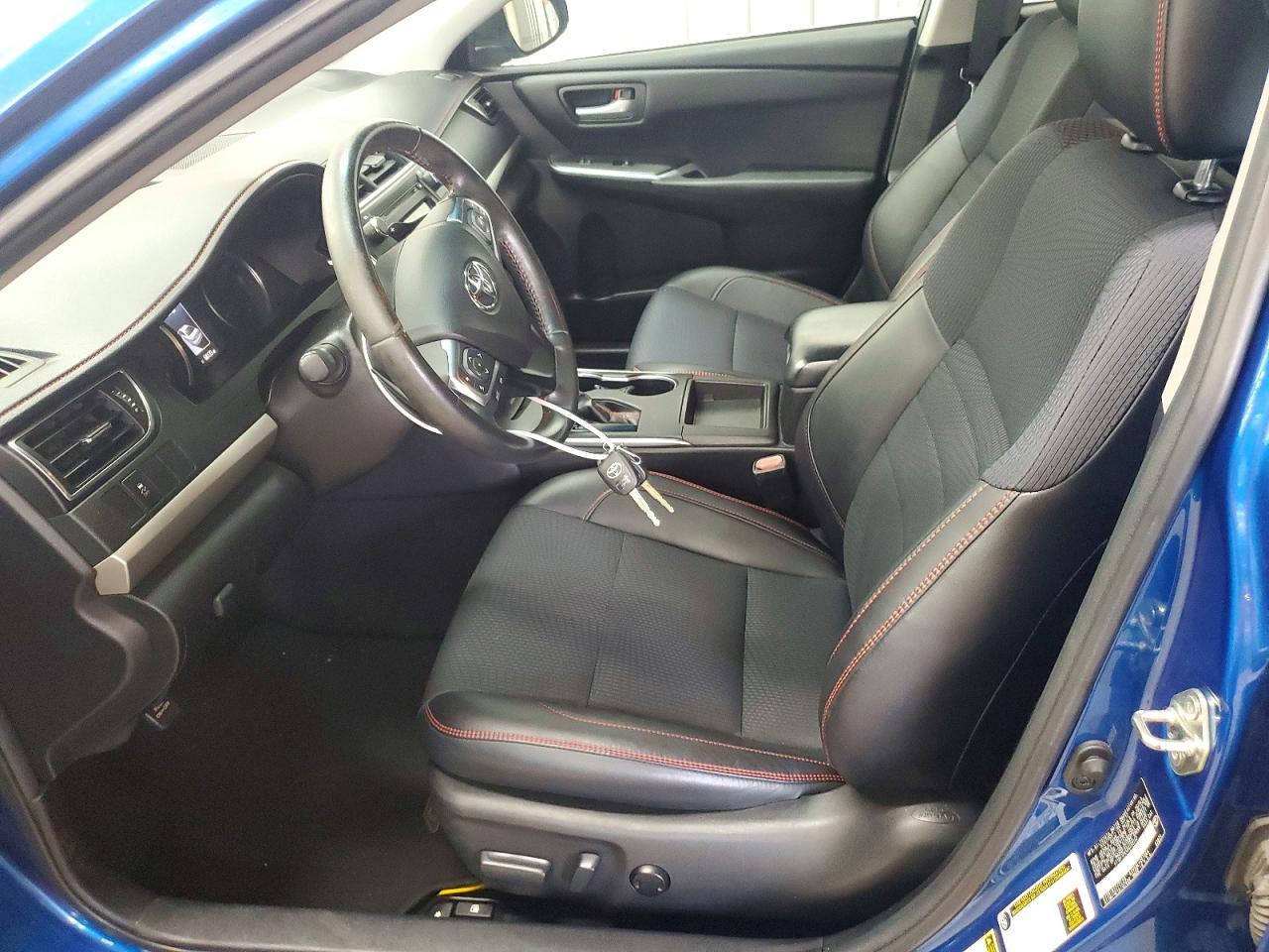 2017 Toyota Camry Se - Image 7