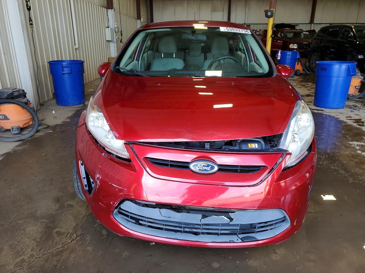 2013 Ford Fiesta Se - Image 5