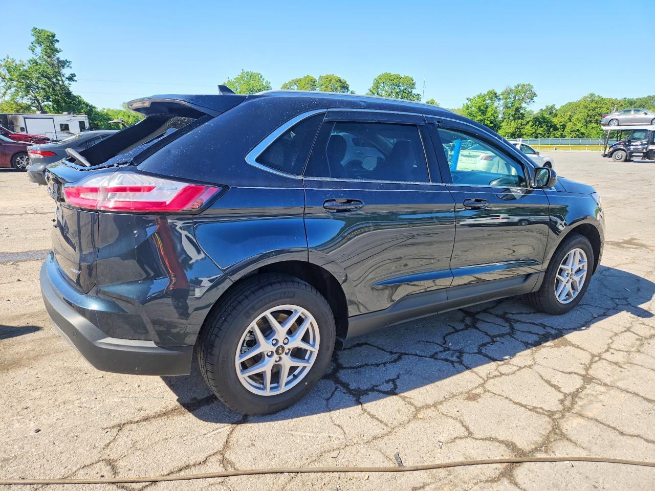2024 Ford Edge Sel - Image 3