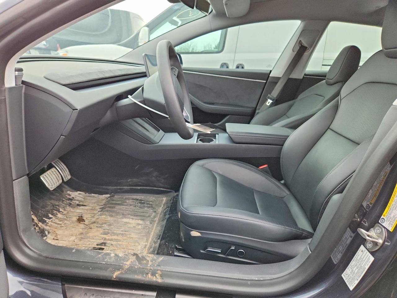 2024 Tesla Model 3 - Фото 7