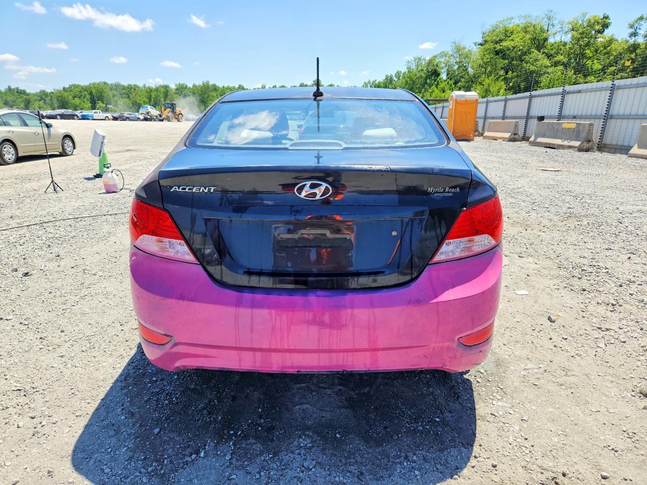 2014 Hyundai Accent Gls - Image 6