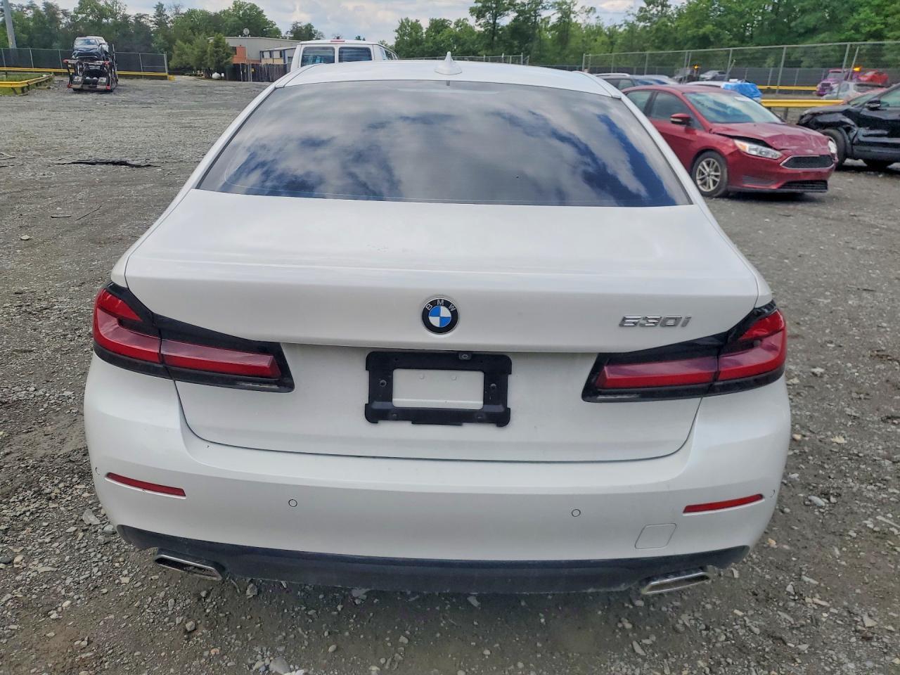 2021 BMW 530 I - Фото 6
