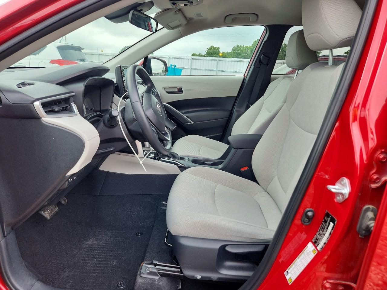 2022 Toyota Corolla Cross Le - Фото 7