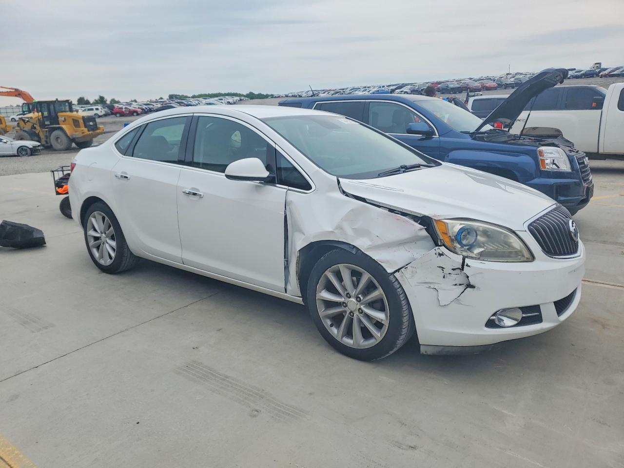 2012 Buick Verano Convenience - Фото 4