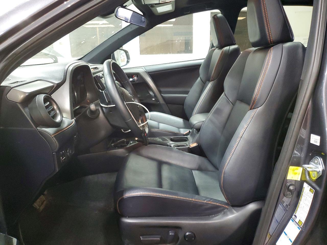 2017 Toyota Rav4 Se - Image 7