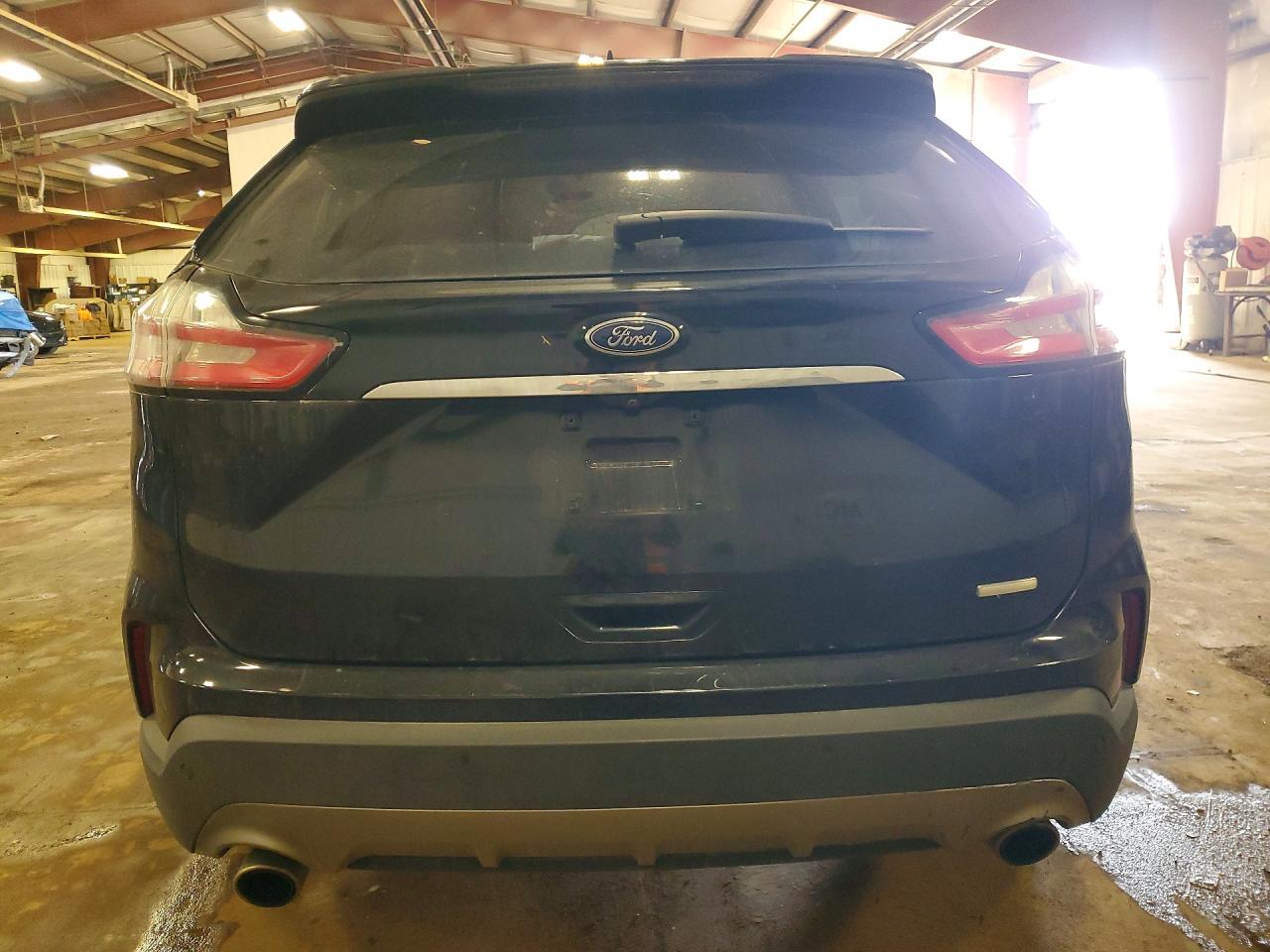 2019 Ford Edge Titanium - Фото 6
