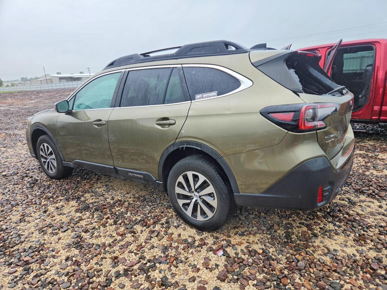 2020 Subaru Outback Premium - Фото 2