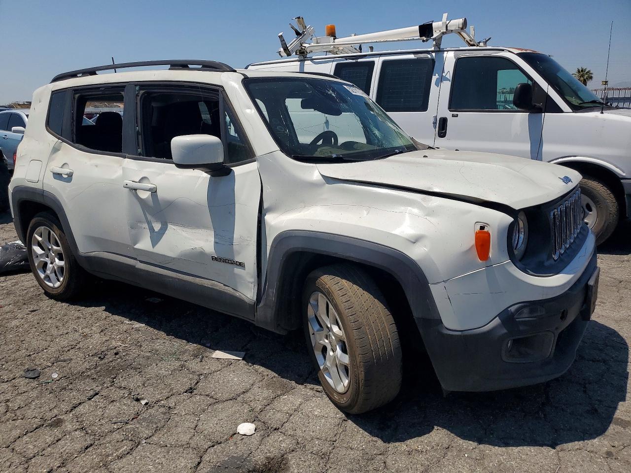 2015 Jeep Renegade Latitude - Фото 4