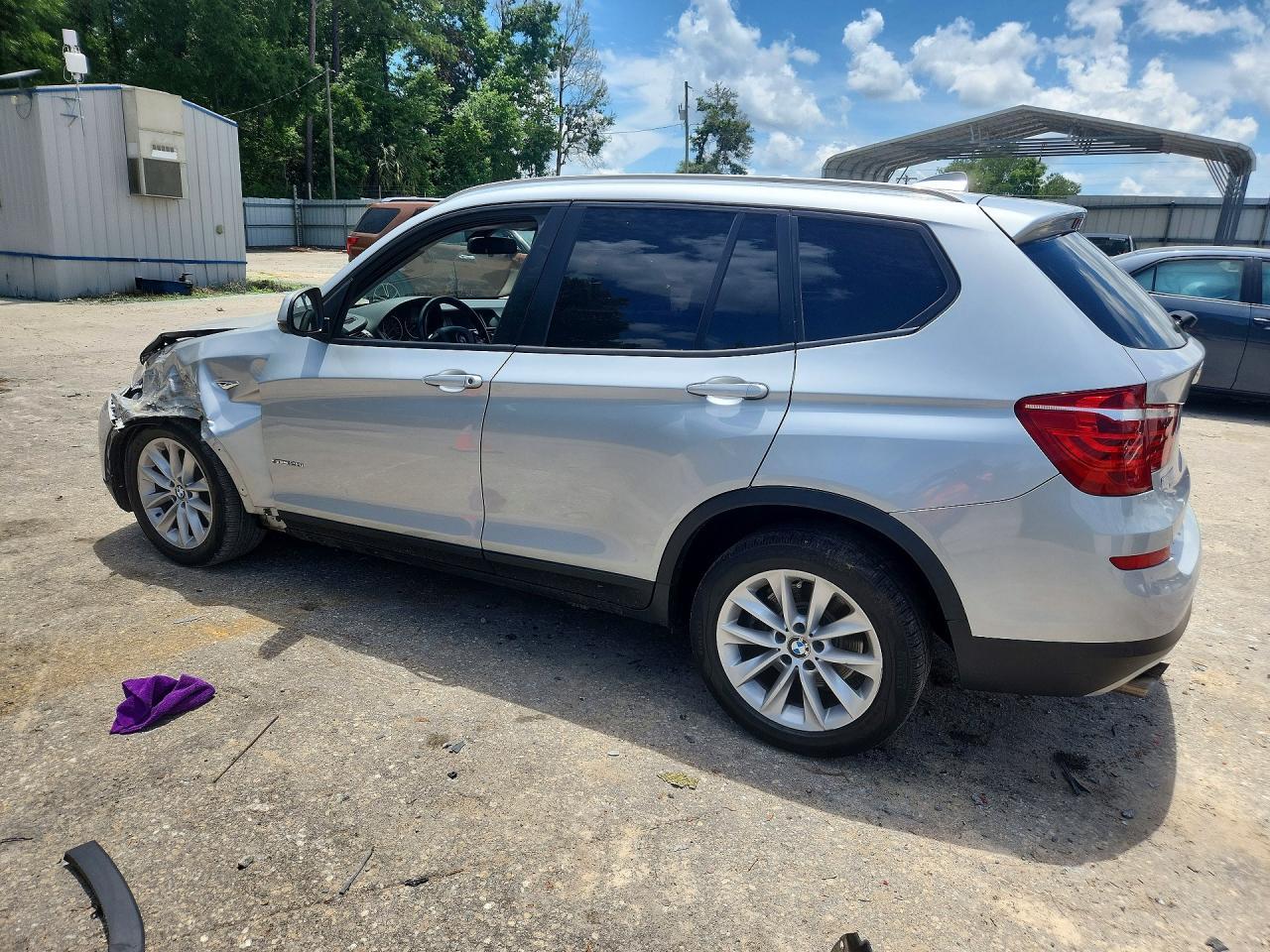 2016 BMW X3 Sdrive28I - Image 2