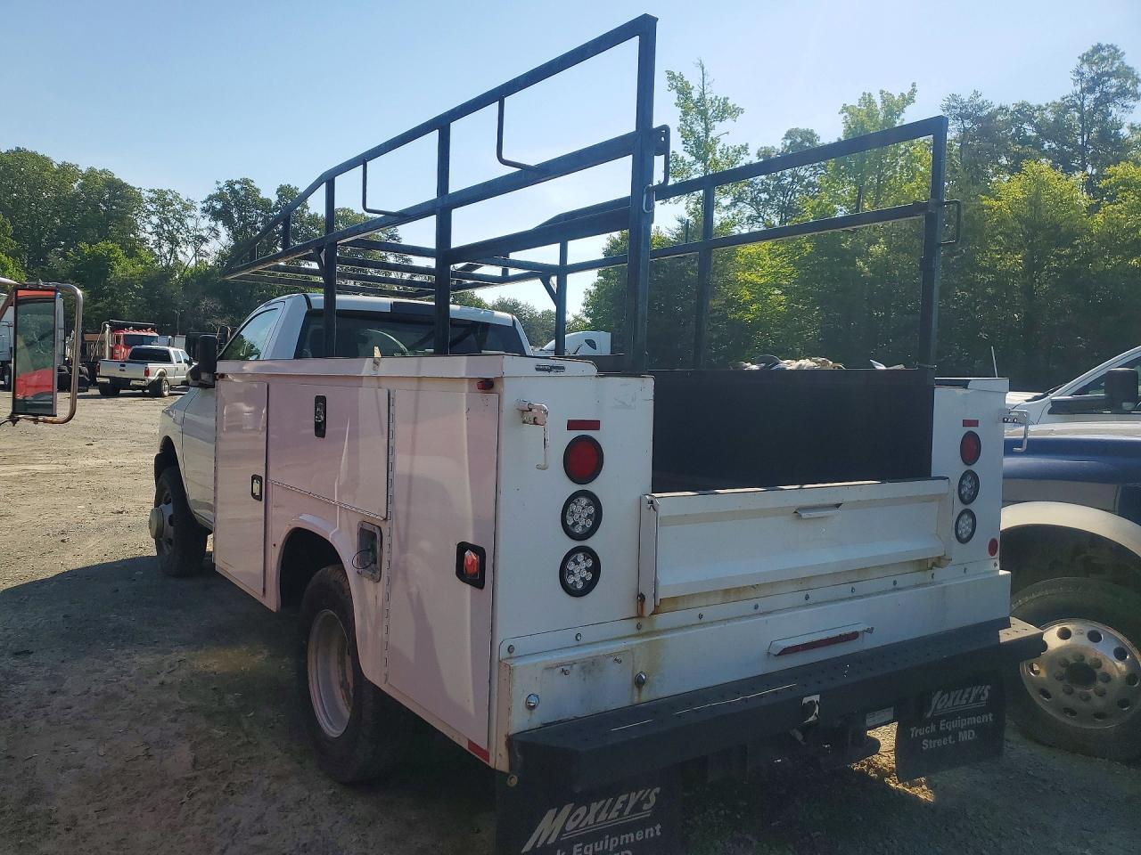 2016 Ram 3500 Utility / Service Truck - Фото 2