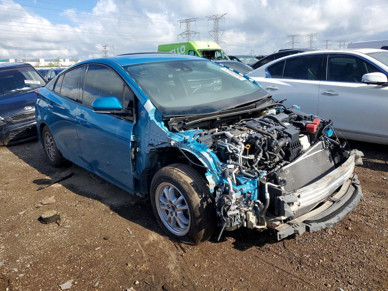 2017 Toyota Prius Prime Advanced - Фото 4
