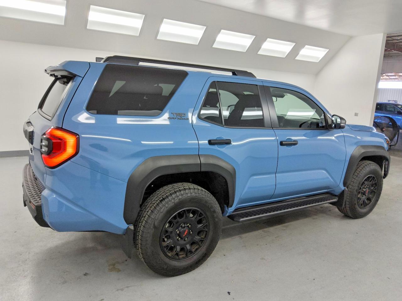 2025 Toyota 4Runner Trd Off-Road - Image 3