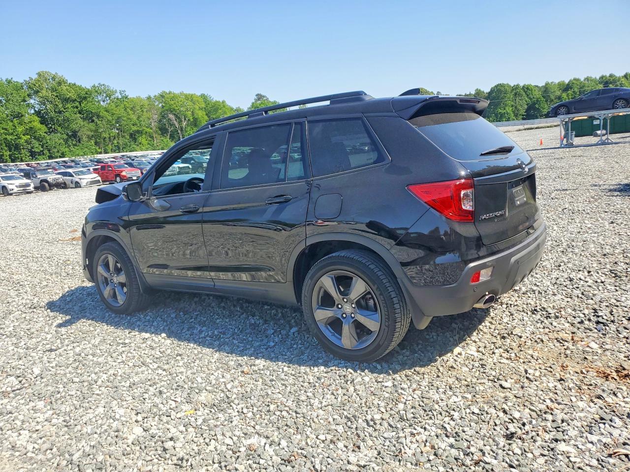 2021 Honda Passport Touring - Фото 2