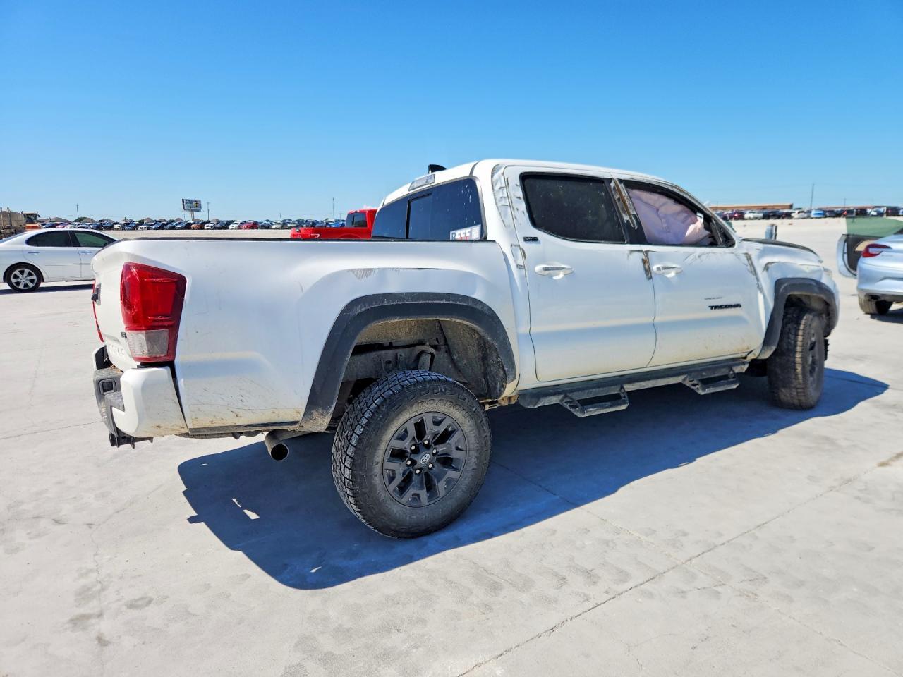 2021 Toyota Tacoma Sr5 V6 - Фото 3