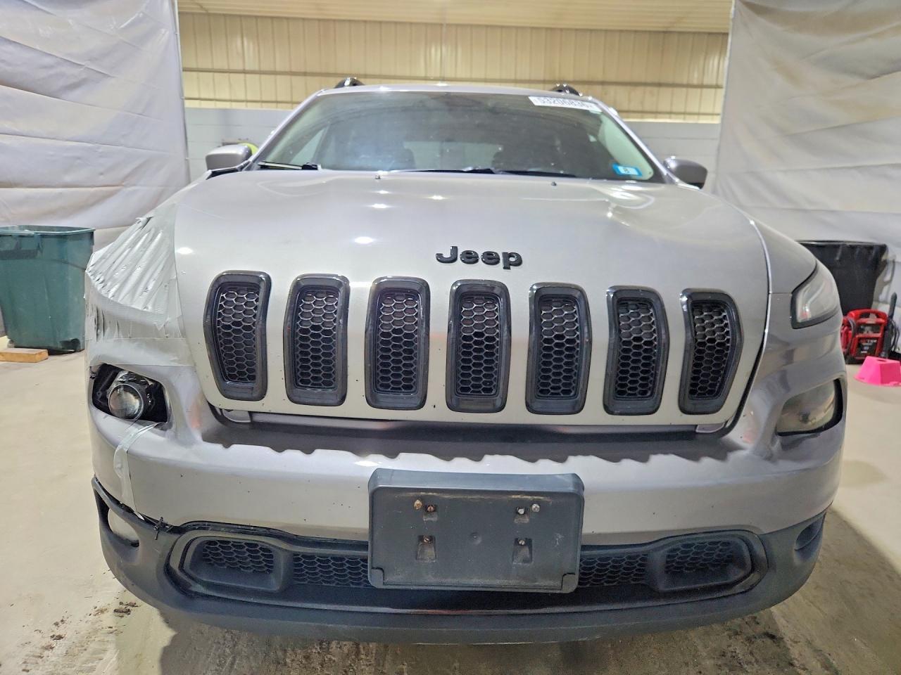 2016 Jeep Cherokee Latitude - Фото 5