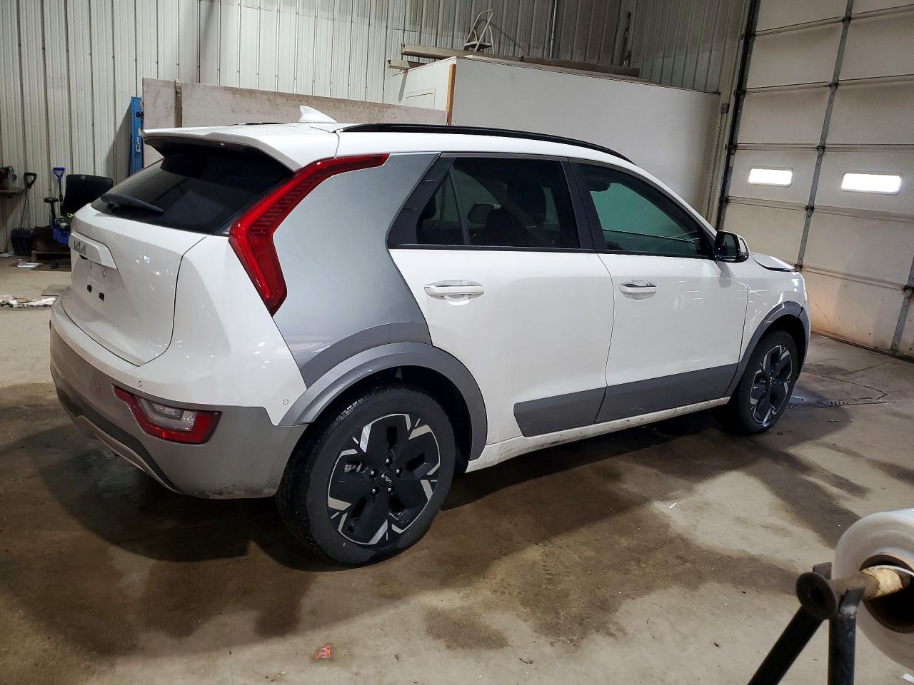 2025 Kia Niro Wave - Фото 3